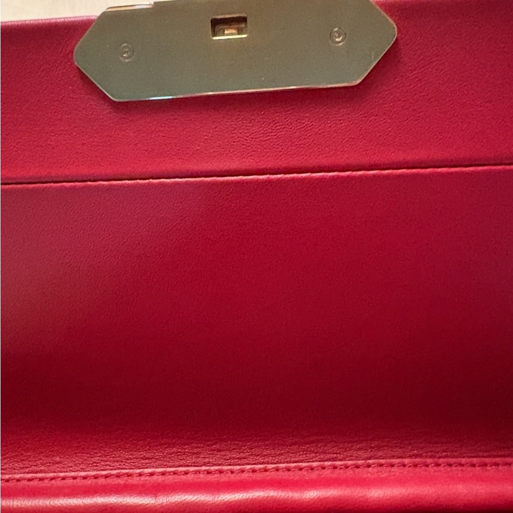 Authentic Chanel Red Leather vintage shoulder bag - Picture 8 of 16